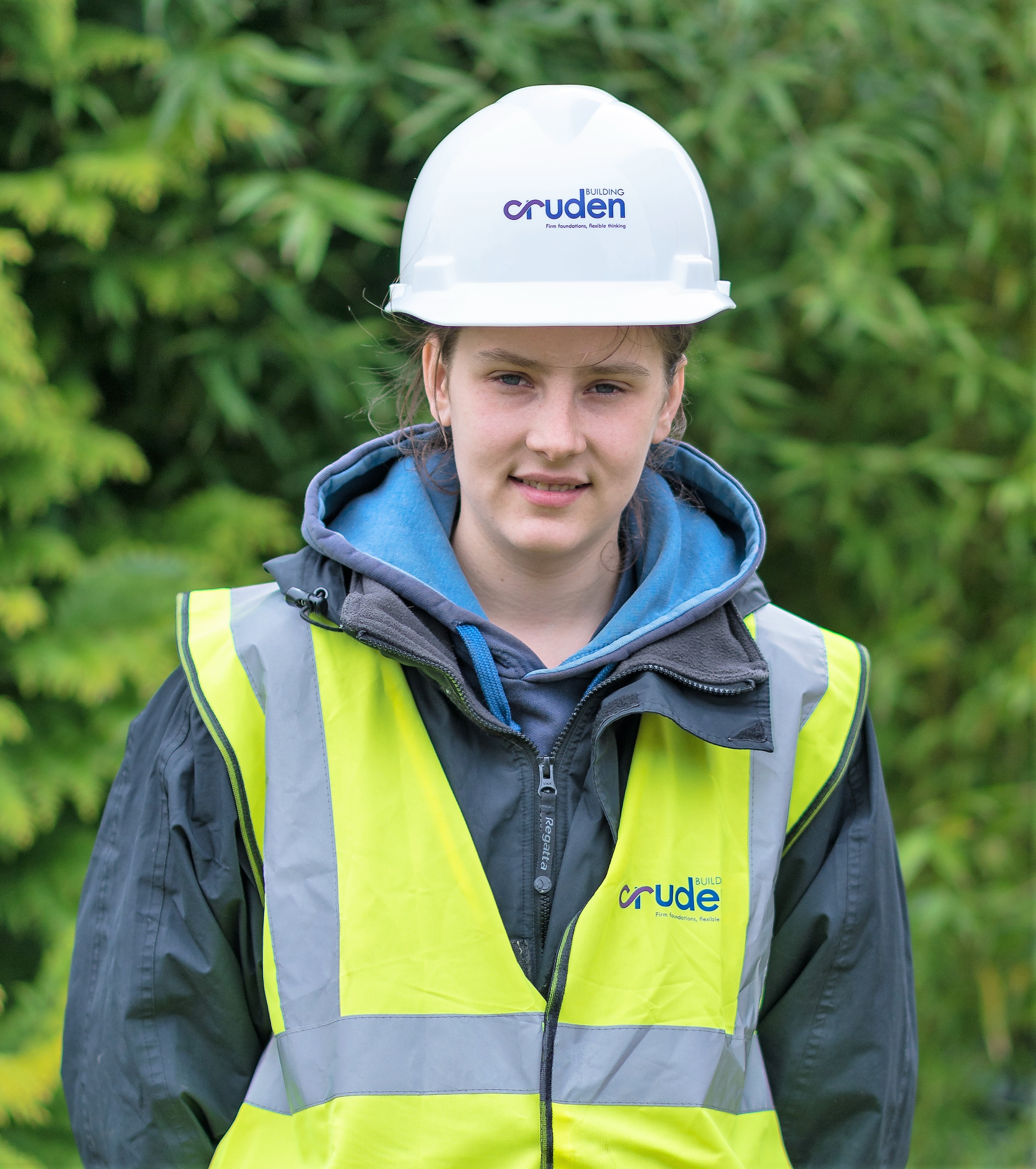 Zoe Hume apprentice plumber